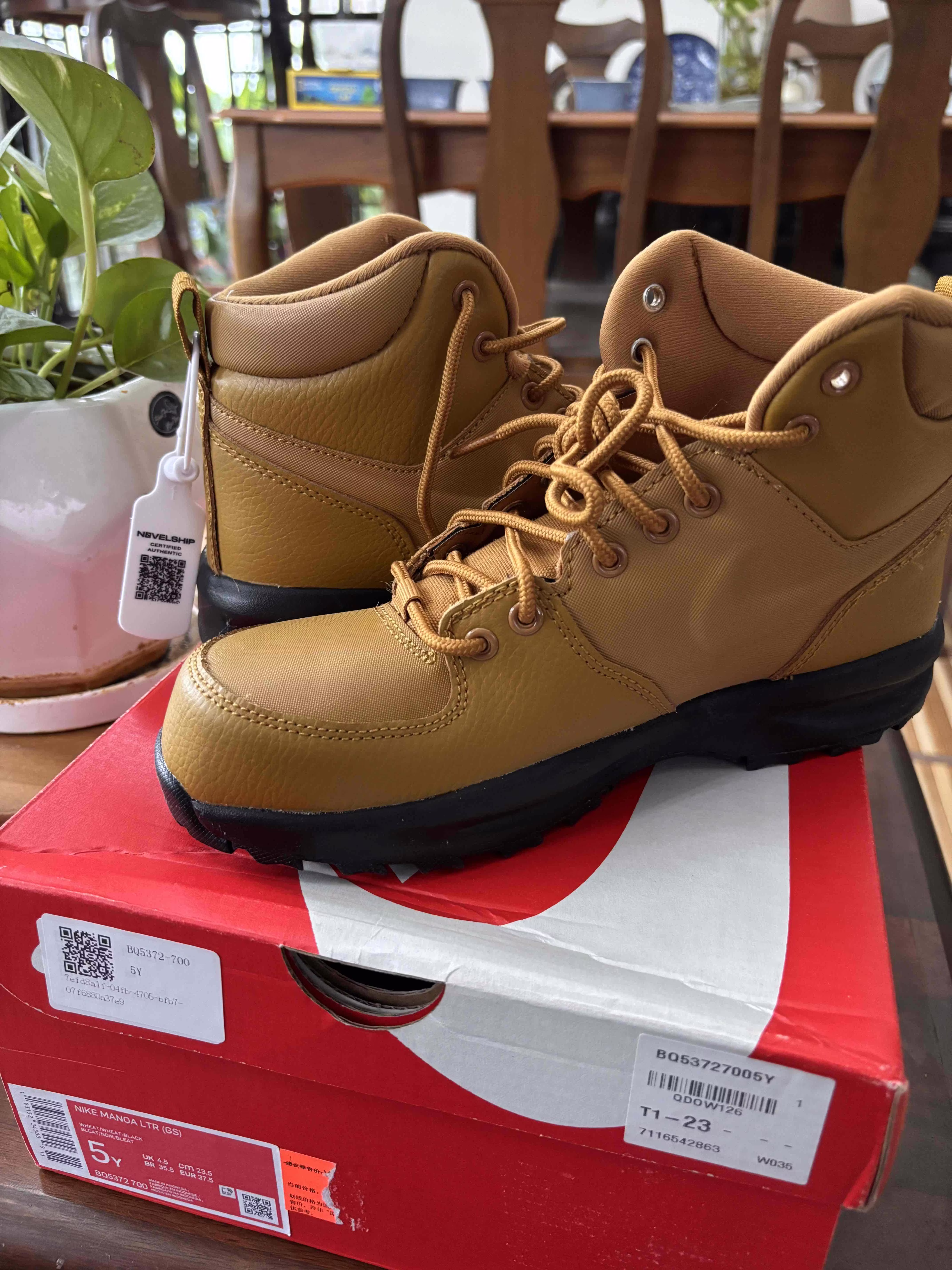 (Youth) Nike Manoa Leather 'Wheat' BQ5372-700 (Youth) Nike Manoa Leather 'Wheat' BQ5372-700